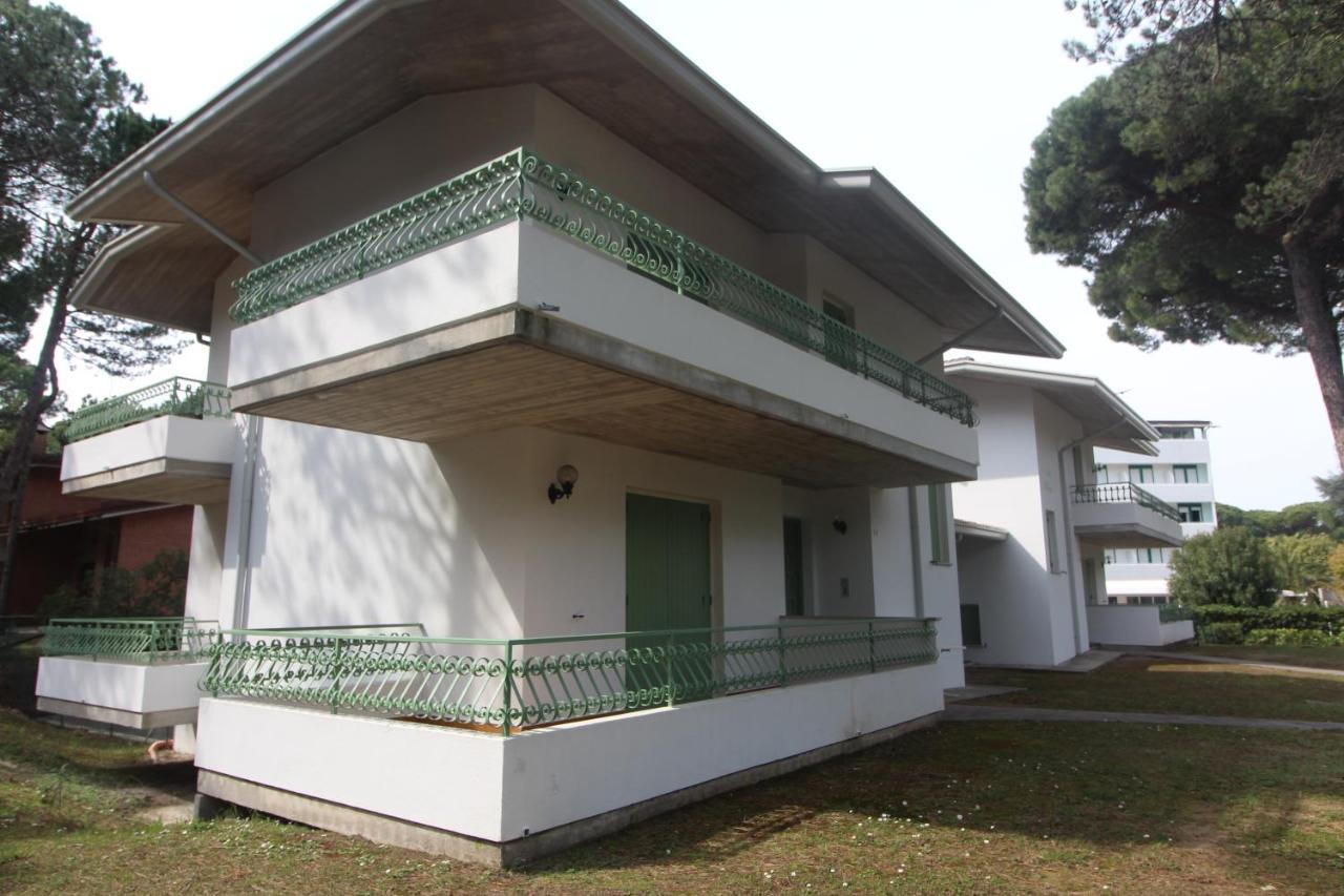 Villa Silvia Lignano Sabbiadoro Exterior foto